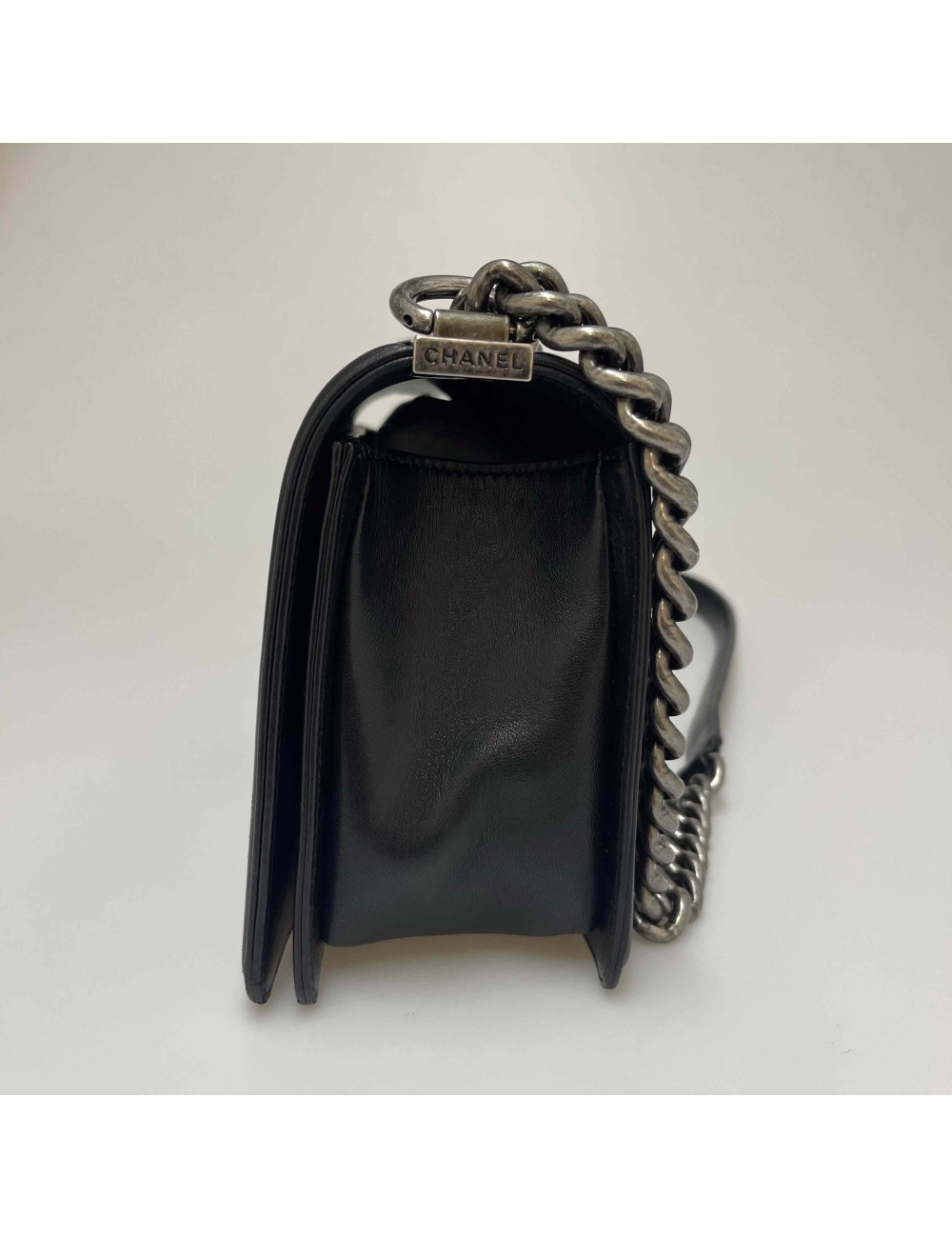 Sac Boy CHANEL cuir noir