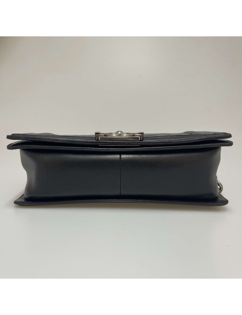 Sac Boy CHANEL cuir noir