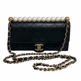 Wallet on chain CHANEL noir et perles