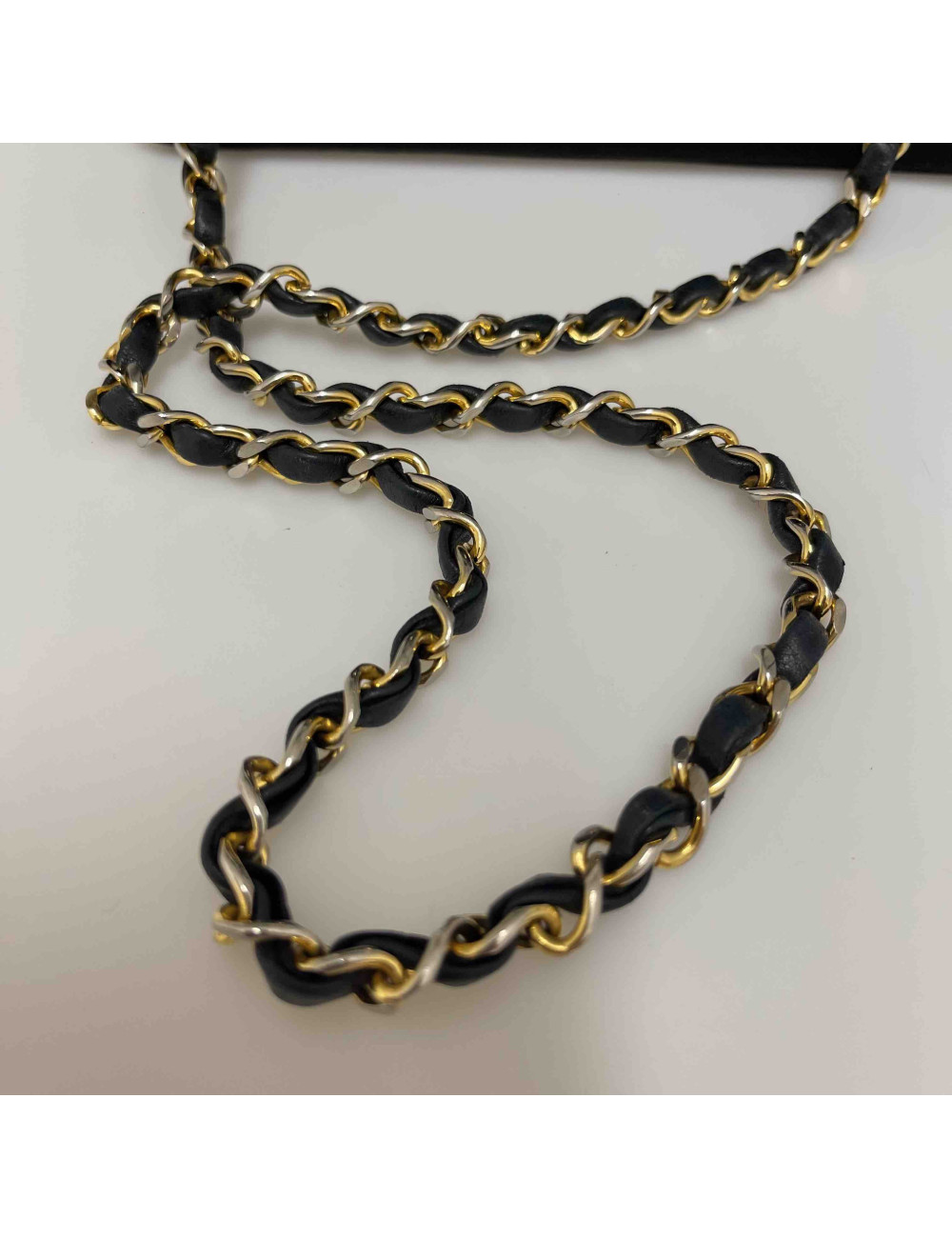 Sac CHANEL jersey noir vintage