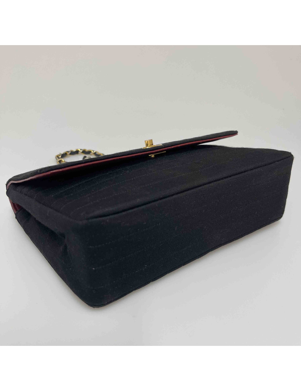 Sac CHANEL jersey noir vintage