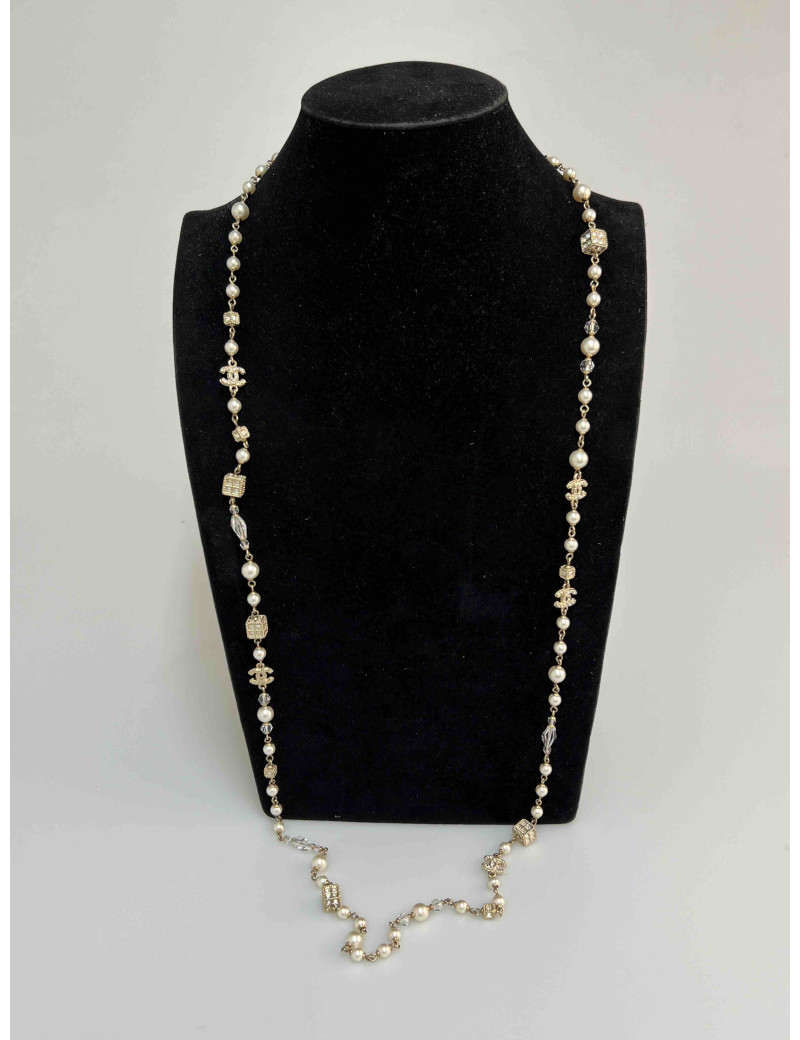 Sautoir CHANEL perles dès en strass