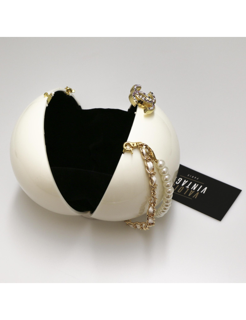 CHANEL Sphere Bag - Occasion Certified Authentic