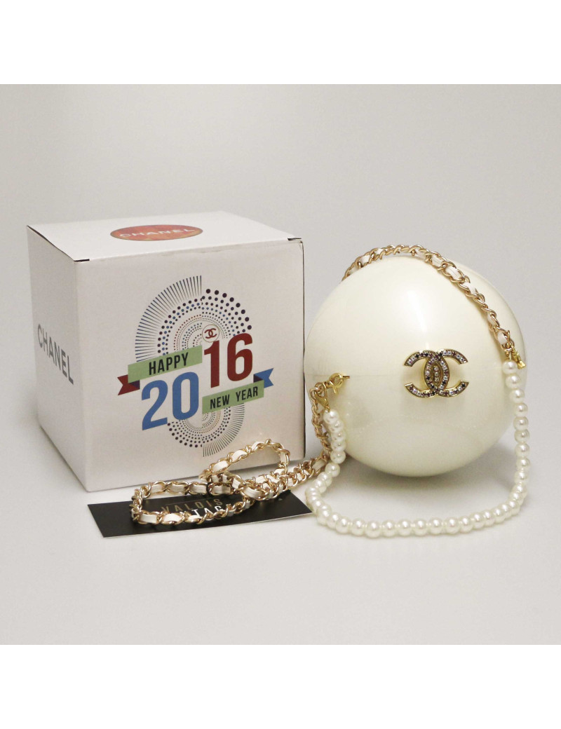 Sphère CHANEL beige
