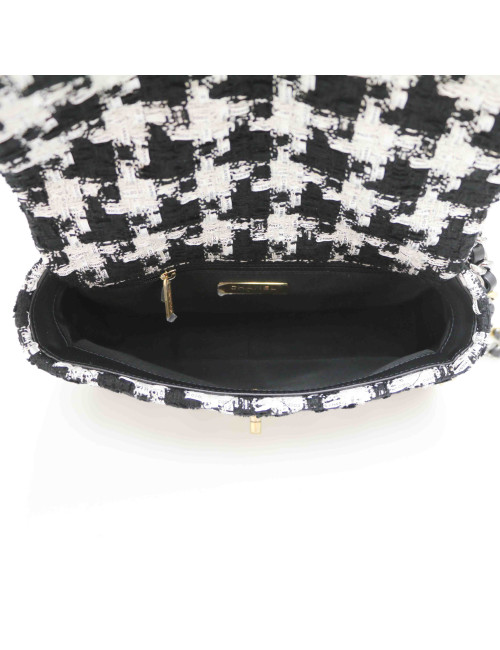 Sac 19 CHANEL Tweed noir et blanc