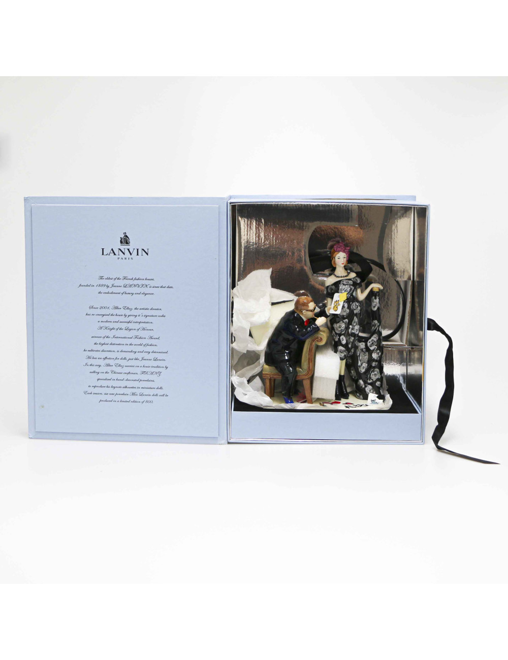 Figurine en porcelaine LANVIN