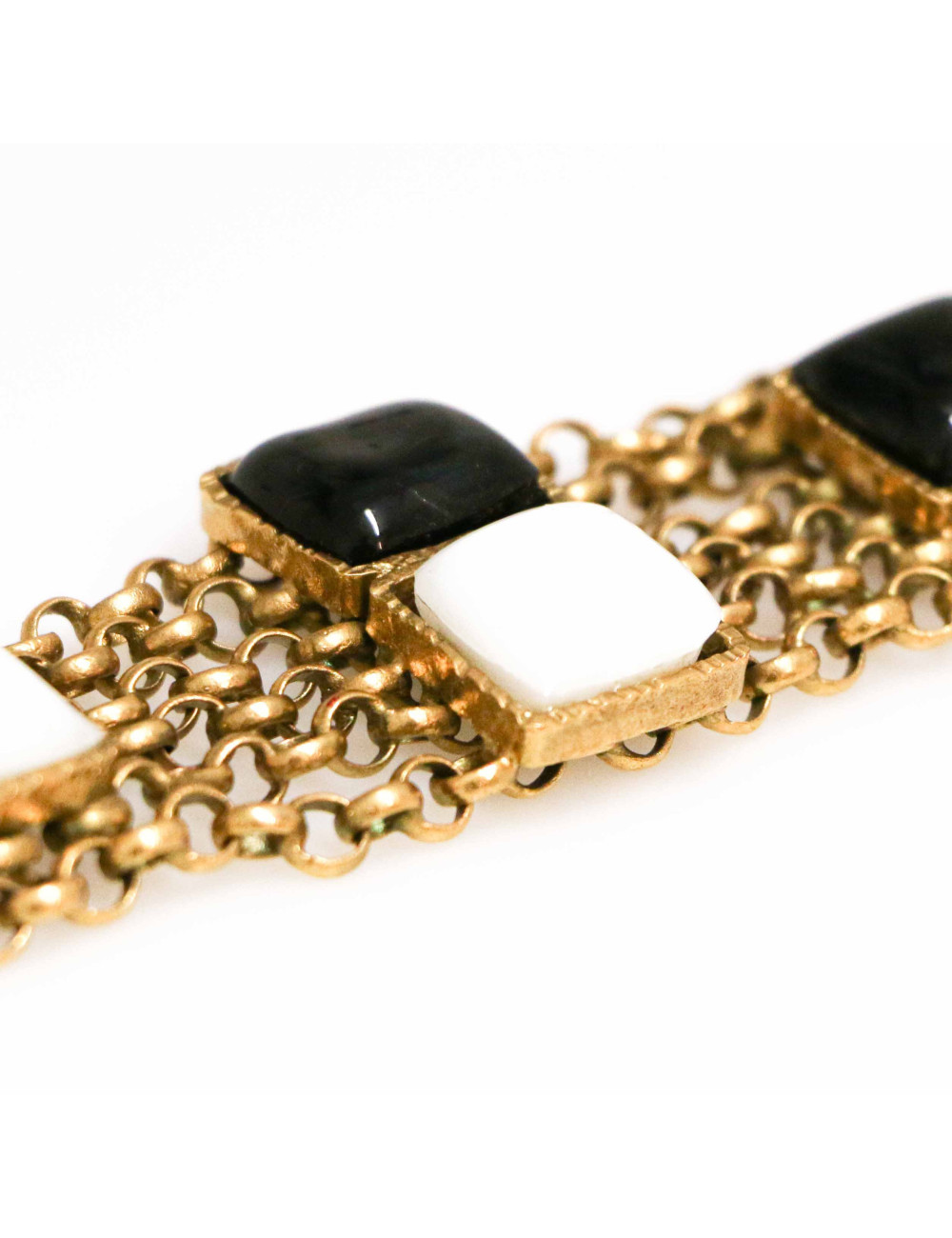 Bracelet MARGUERITE DE VALOIS Cabochons  pâte de verre blanche et noire