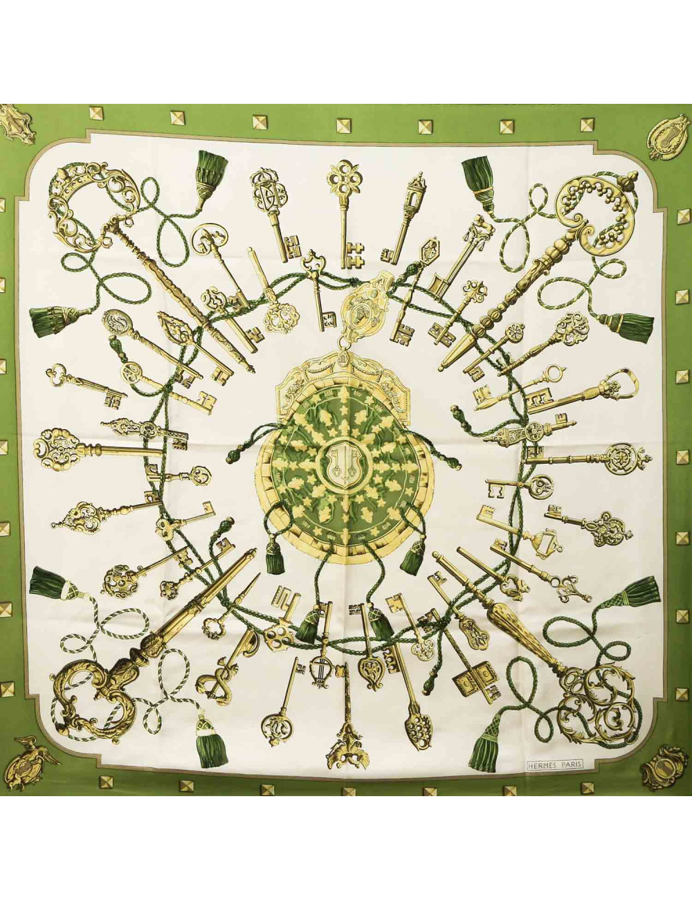 Carré HERMES Les Clés en soie beige et vert