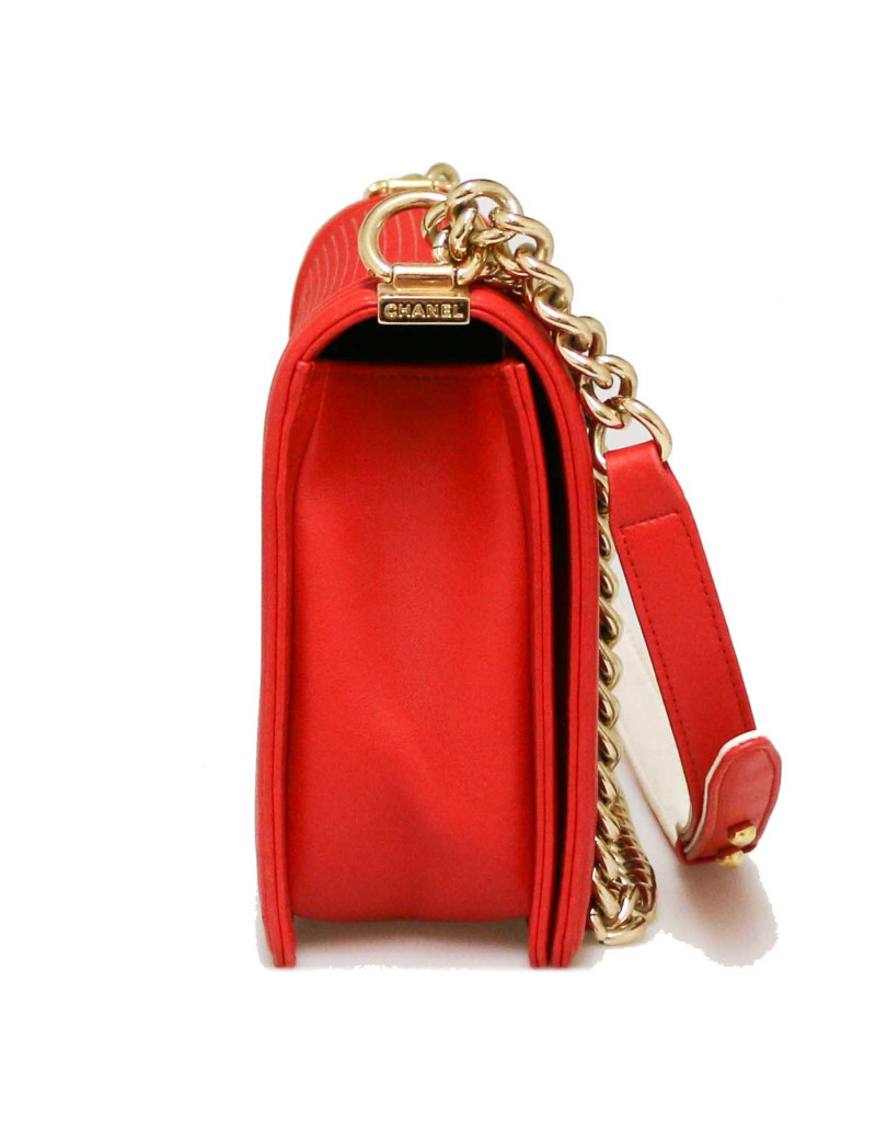Boy CHANEL cuir rouge