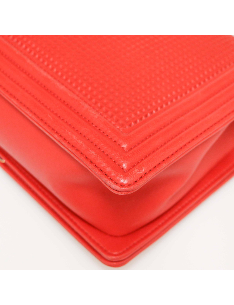 Boy CHANEL cuir rouge