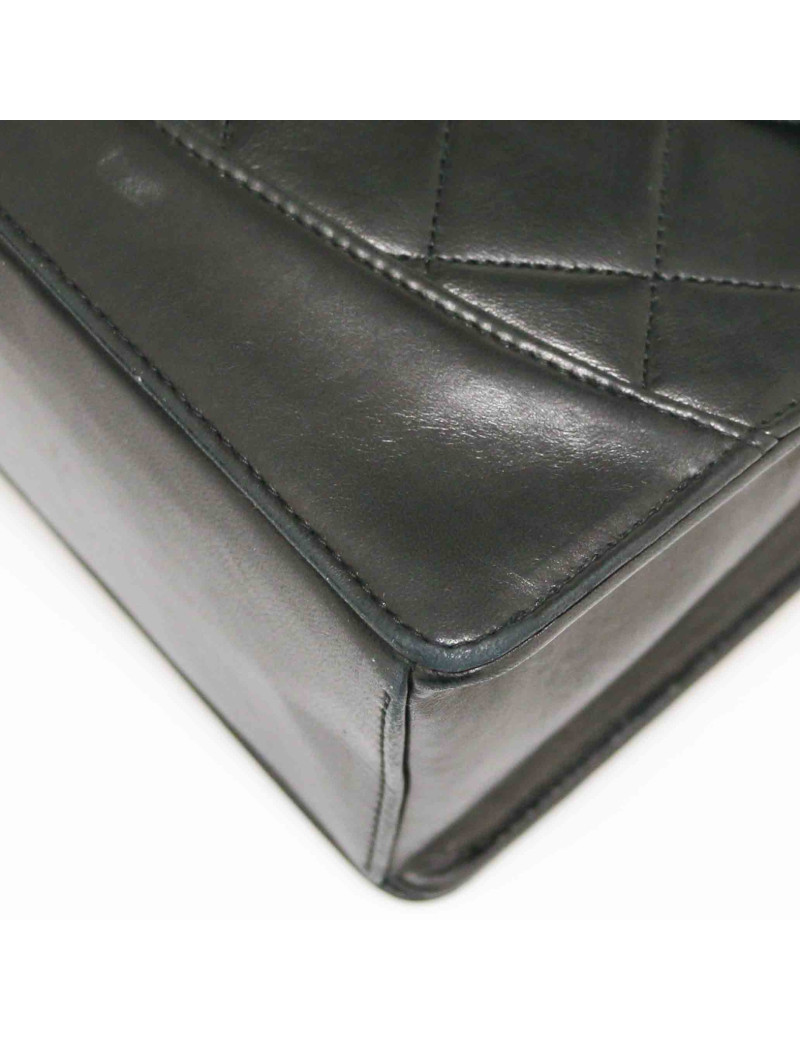 Sac vintage CHANEL fermoir rectangulaire