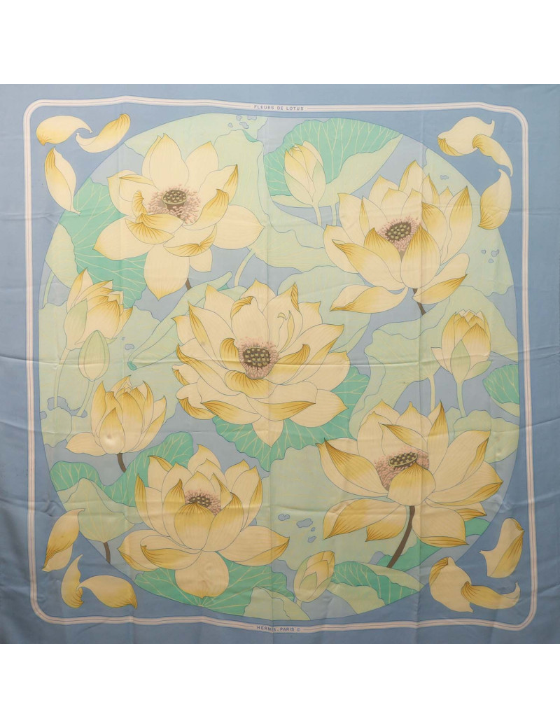 Grand carré HERMES Fleur de lotus