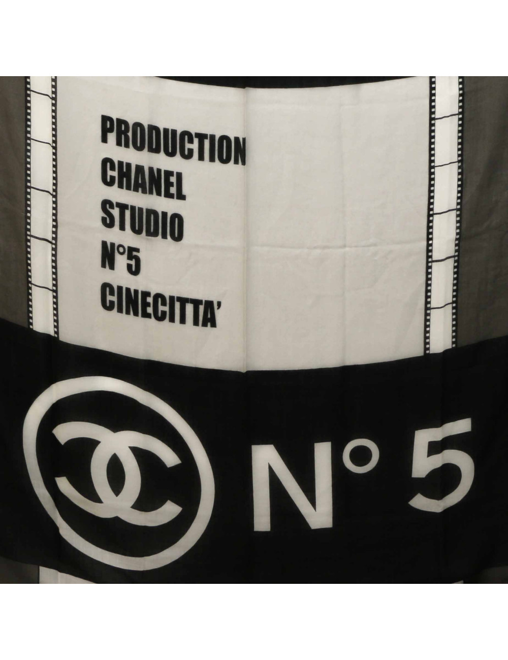 Châle CHANEL cachemire Cinecitta