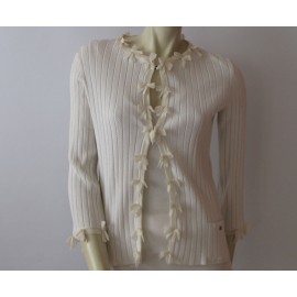 Vest CHANEL off-white and nodes T42
