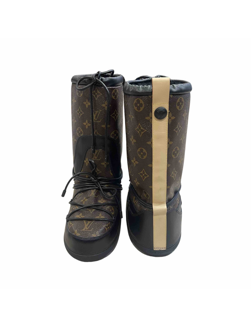 Boots T 30 LOUIS VUITTON toile Monogram