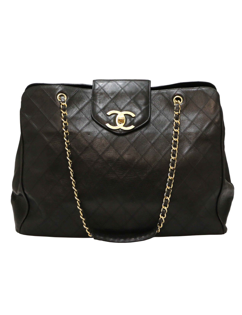 Maxi sac de weekend CHANEL matelassé noir Vintage