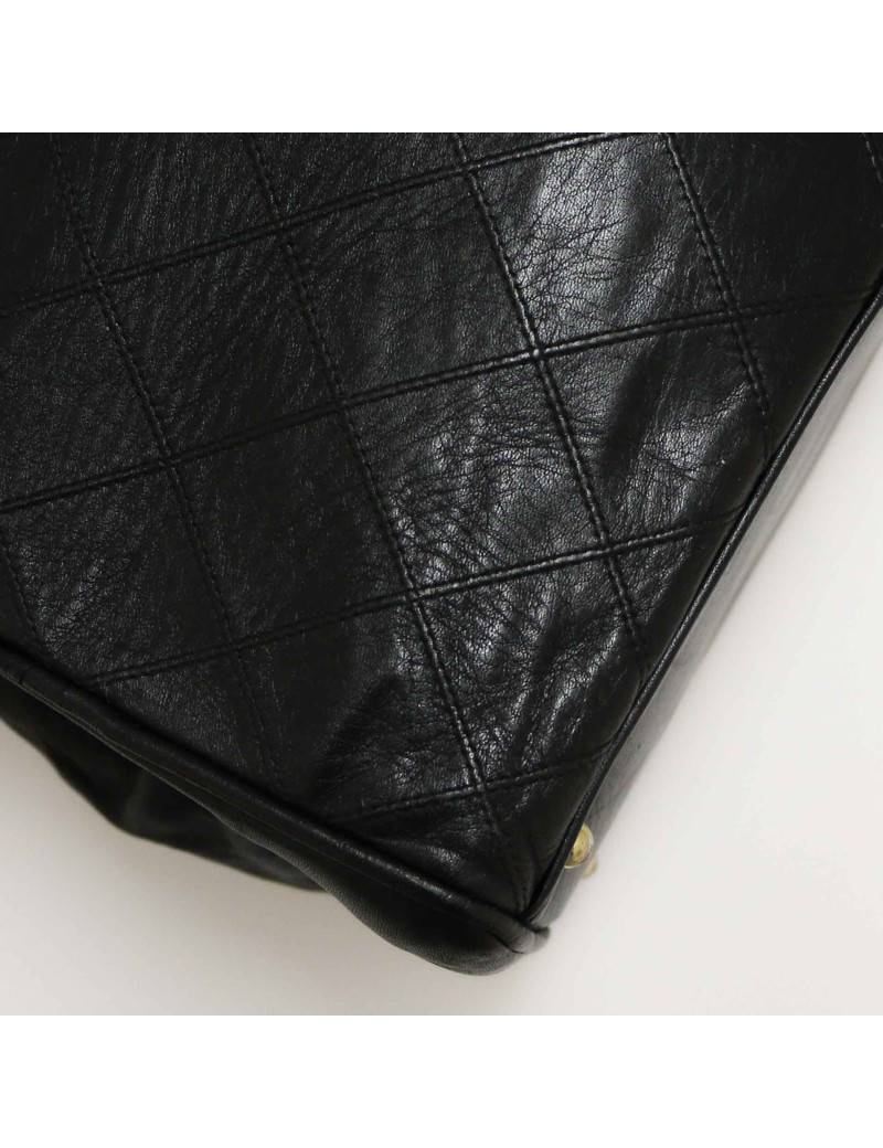 Maxi sac de weekend CHANEL matelassé noir Vintage