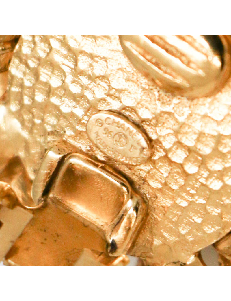 Clips vintage CHANEL pâte de verre