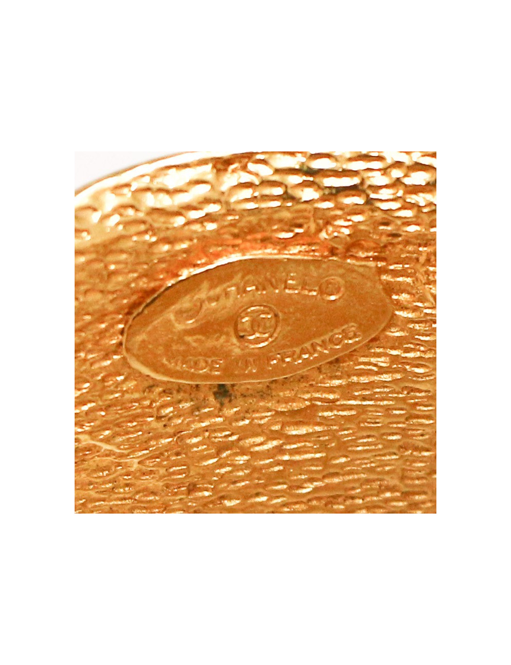 Manchette vintage CHANEL dorée