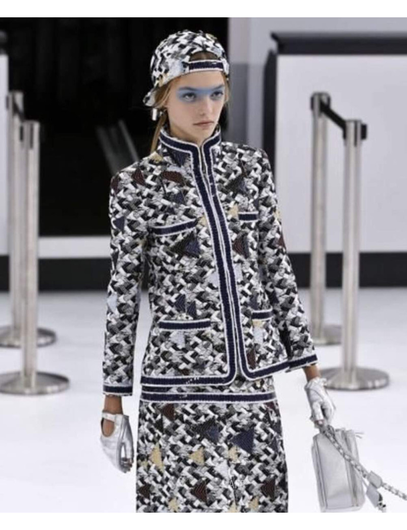 Veste CHANEL T 36 Brasserie