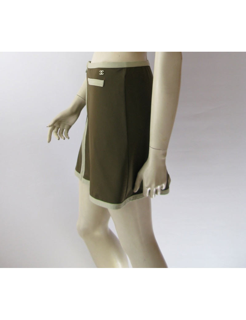 Jupe CHANEL lycra  kaki sport