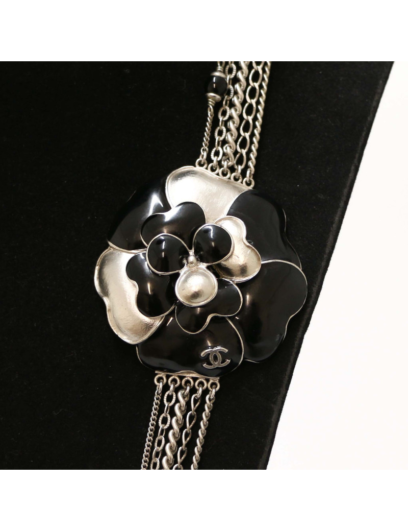 Sautoir Camélia CHANEL multirangs argent