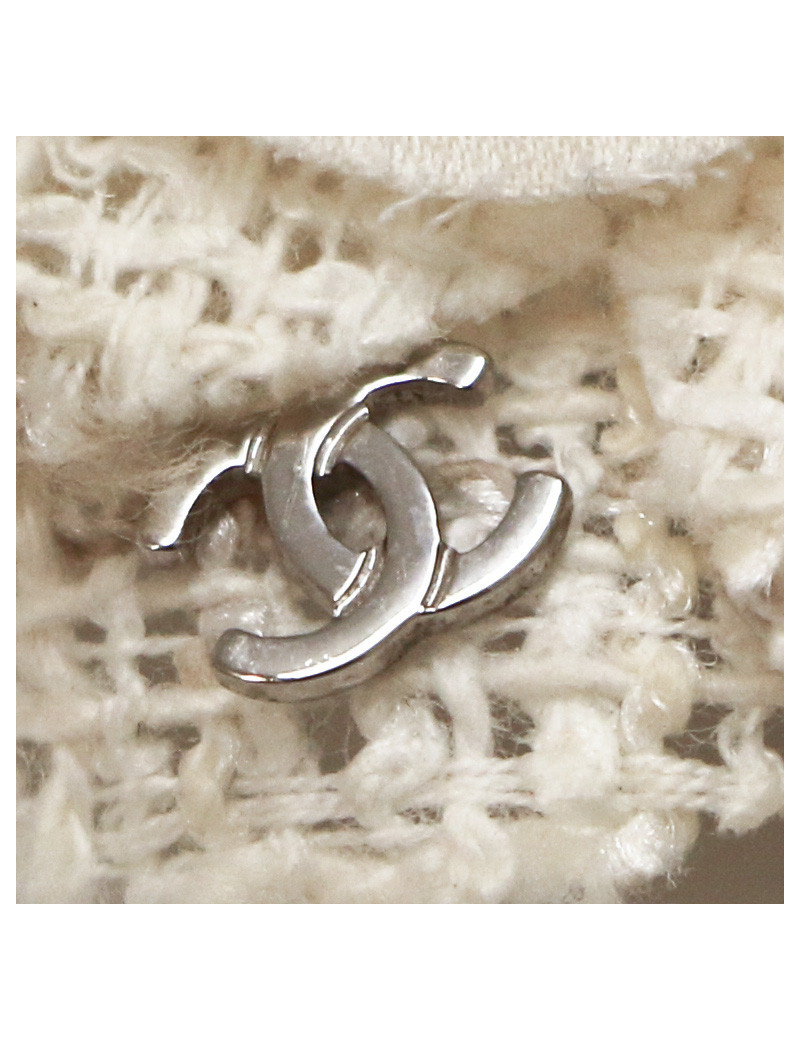 Broche camélia CHANEL beige