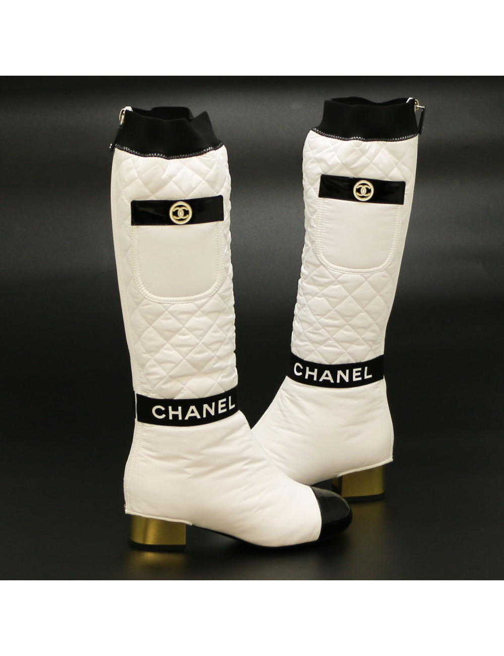 Bottes CHANEL T37  Collector guetres amovibles blanches