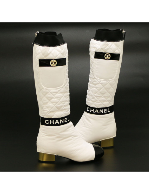 CHANEL boots with removable white gaiters size 37FR