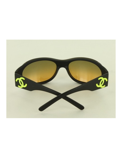 Lunettes de soleil CHANEL  "cc" vert fluo
