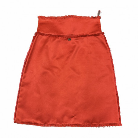 CHANEL T38 en red Duchess silk skirt
