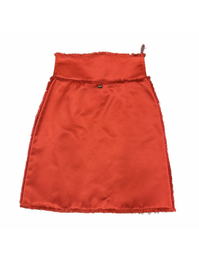 CHANEL T38 en red Duchess silk skirt