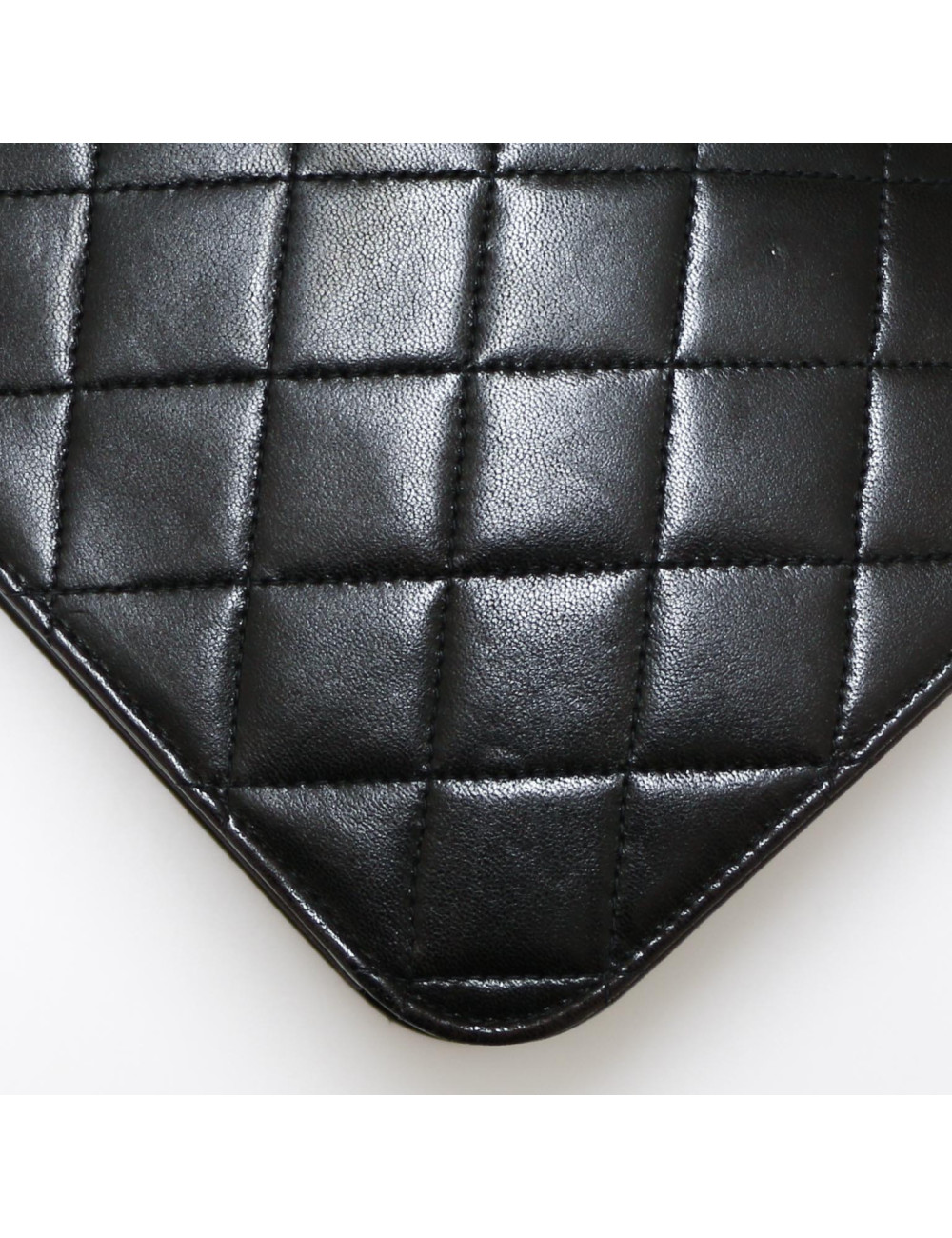 Sac classique CHANEL matelassé noir