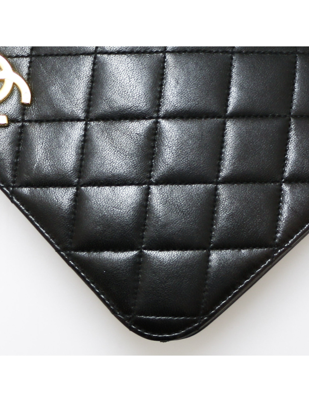 Sac classique CHANEL matelassé noir