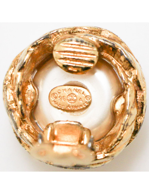 Clips CHANEL ronds perles nacrées A1996