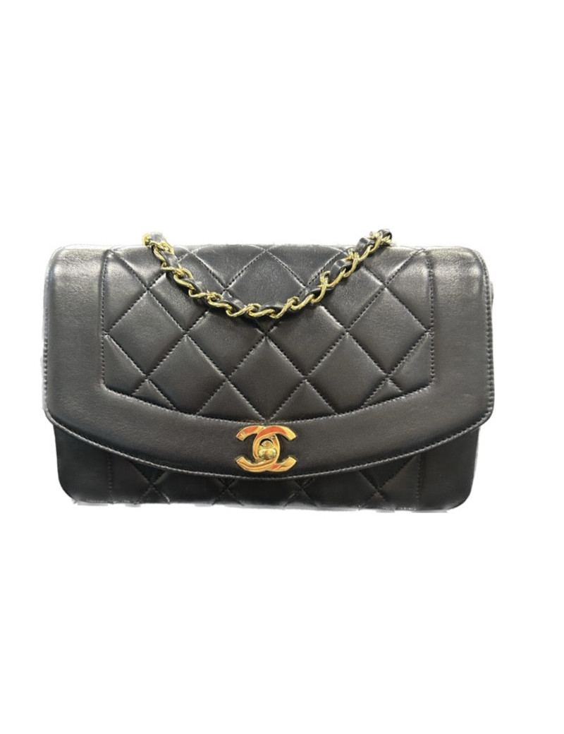 Petit CHANEL Diana vintage