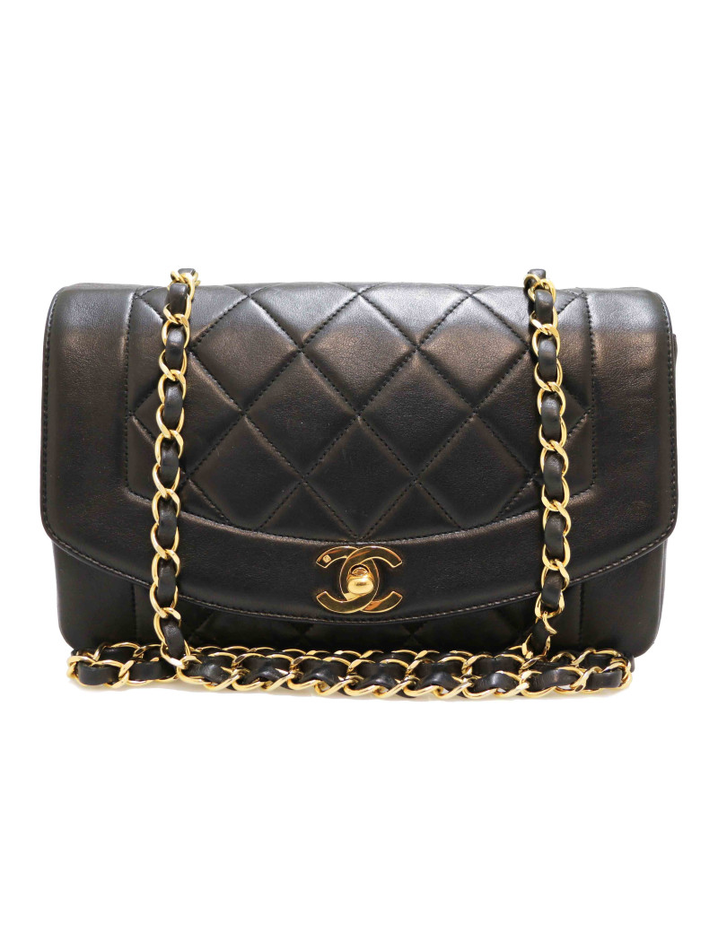 Petit CHANEL Diana vintage