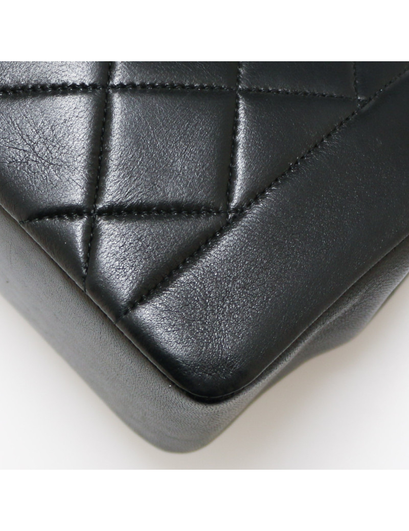 Petit CHANEL Diana vintage