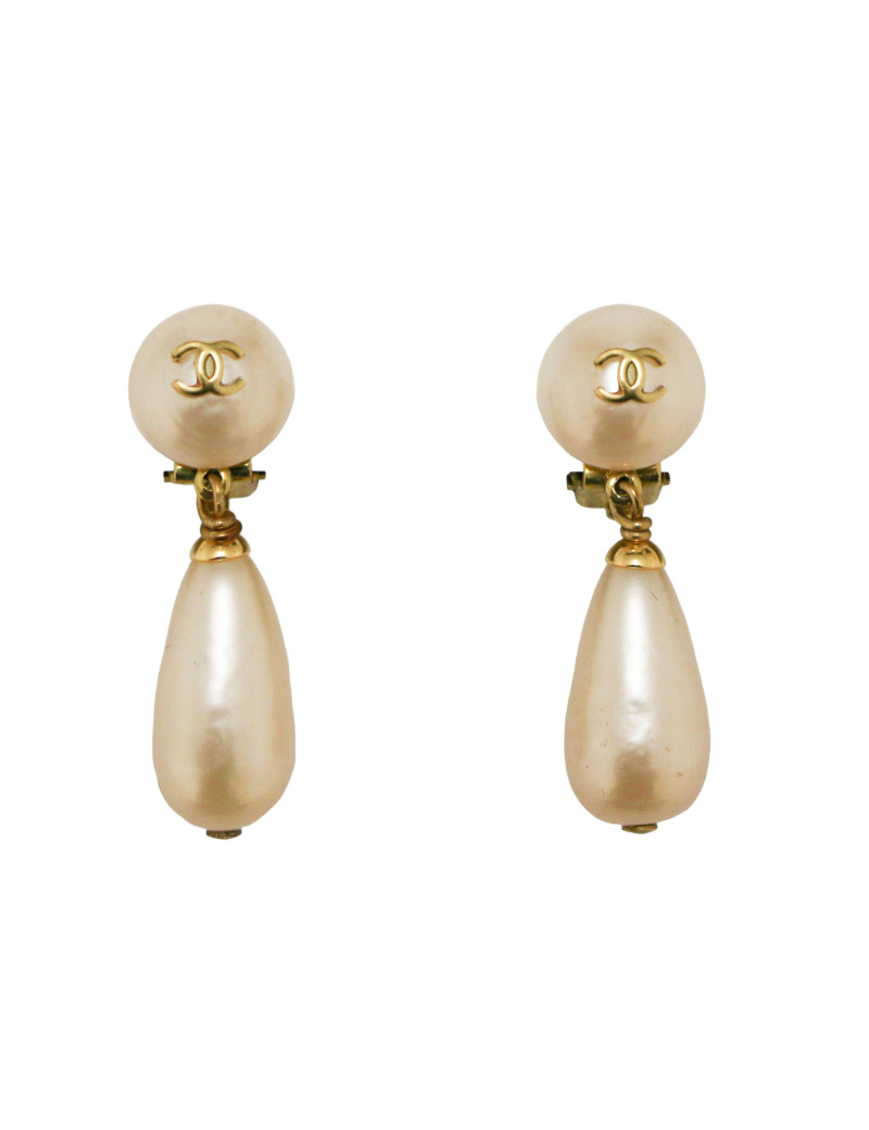Clips pendants CHANEL nacre