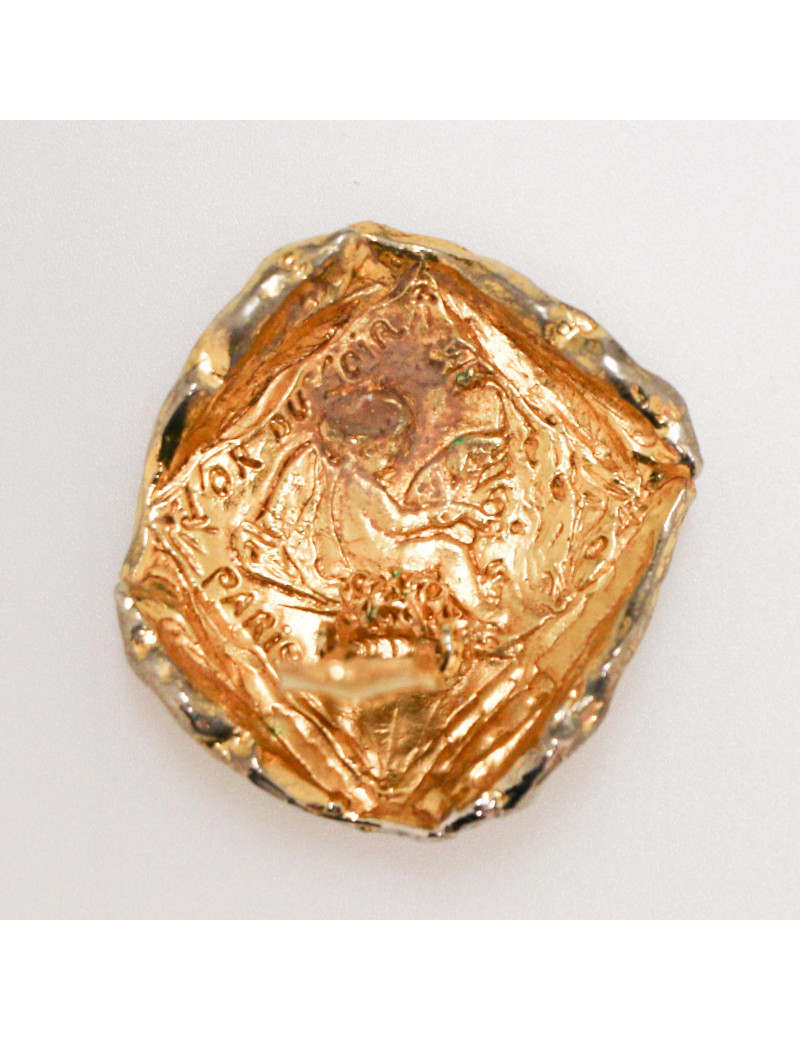 Clips d'oreille métal doré 