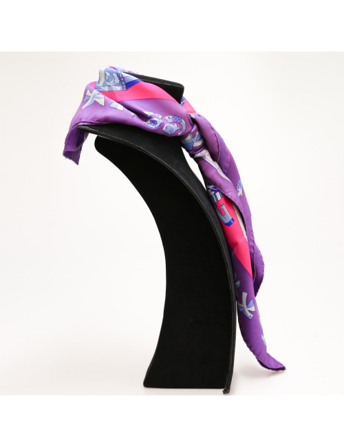 Carré HERMES soie 100%