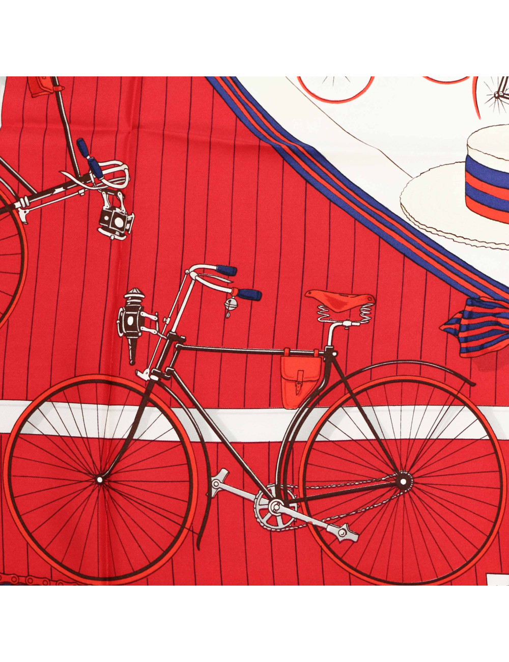 Carré HERMES soie 100 %