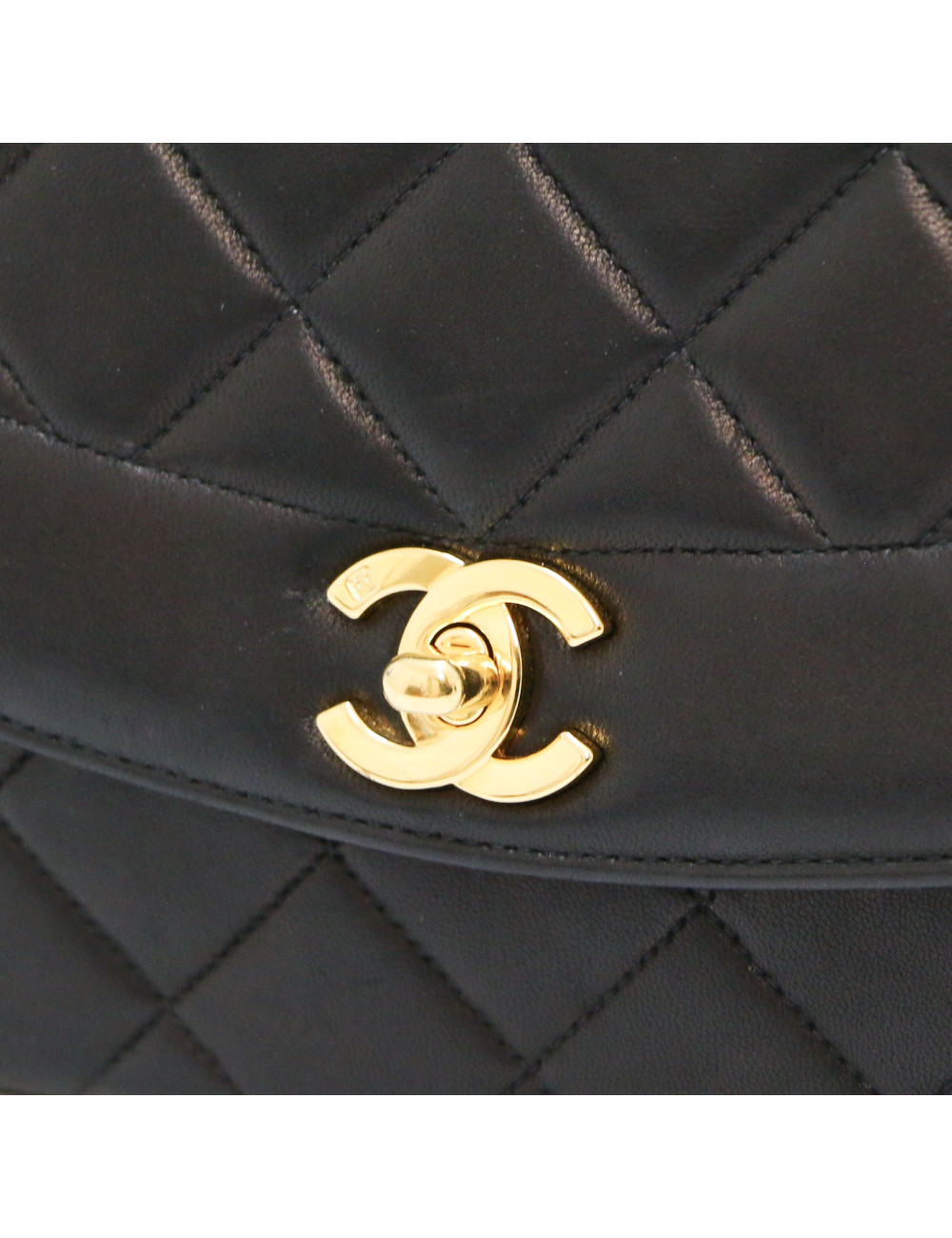 Sac Diana CHANEL classique vintage