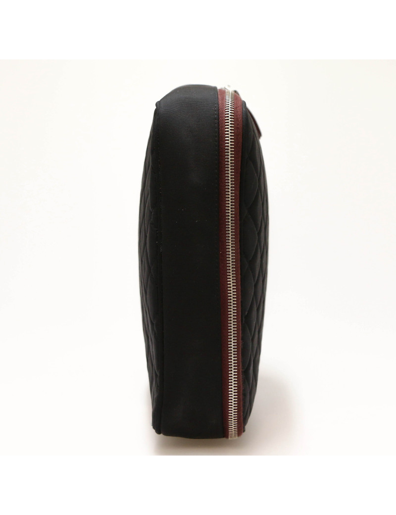 Pochette CHANEL toile matelassée noire