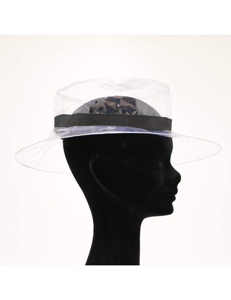 Chapeau CHANEL transparent