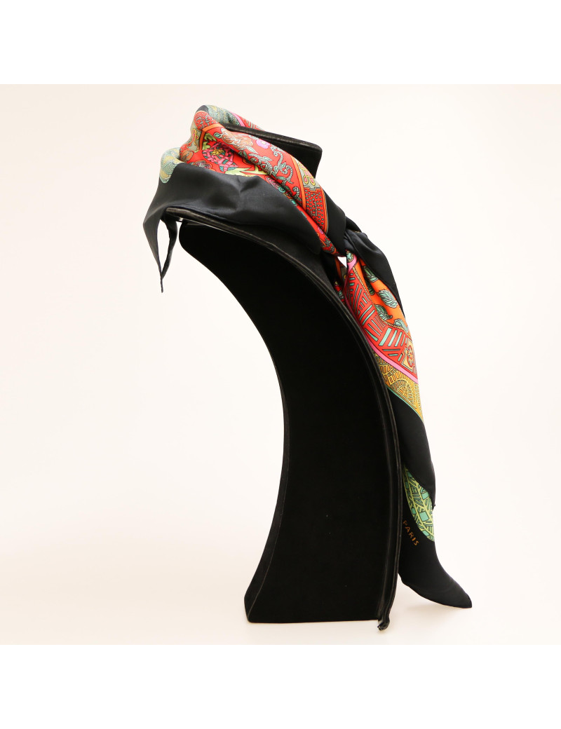 Carré HERMES Art de Steppes soie