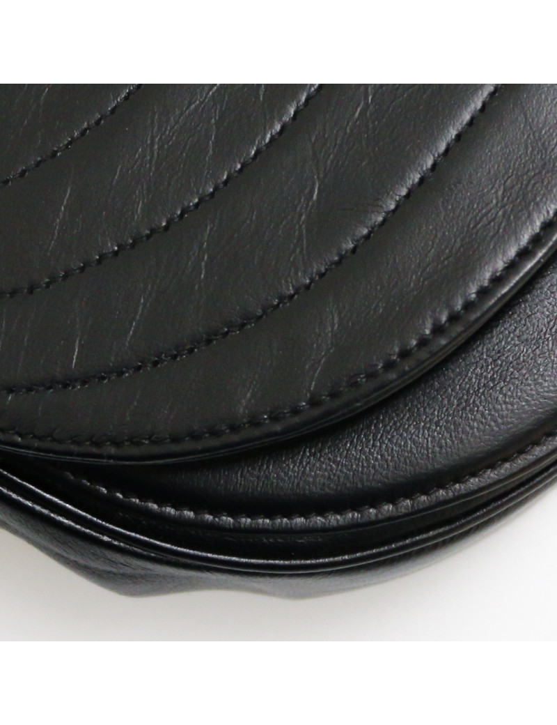 Petit sac noir CHANEL vintage