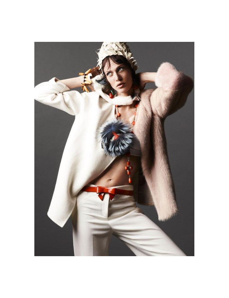 Collier Croix orange MARGUERITE DE VALOIS