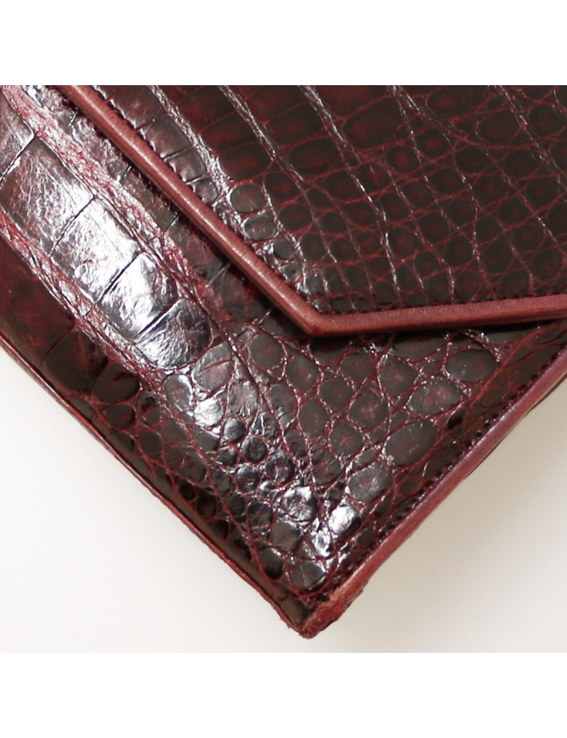 Sac CHANEL crocodile bordeaux