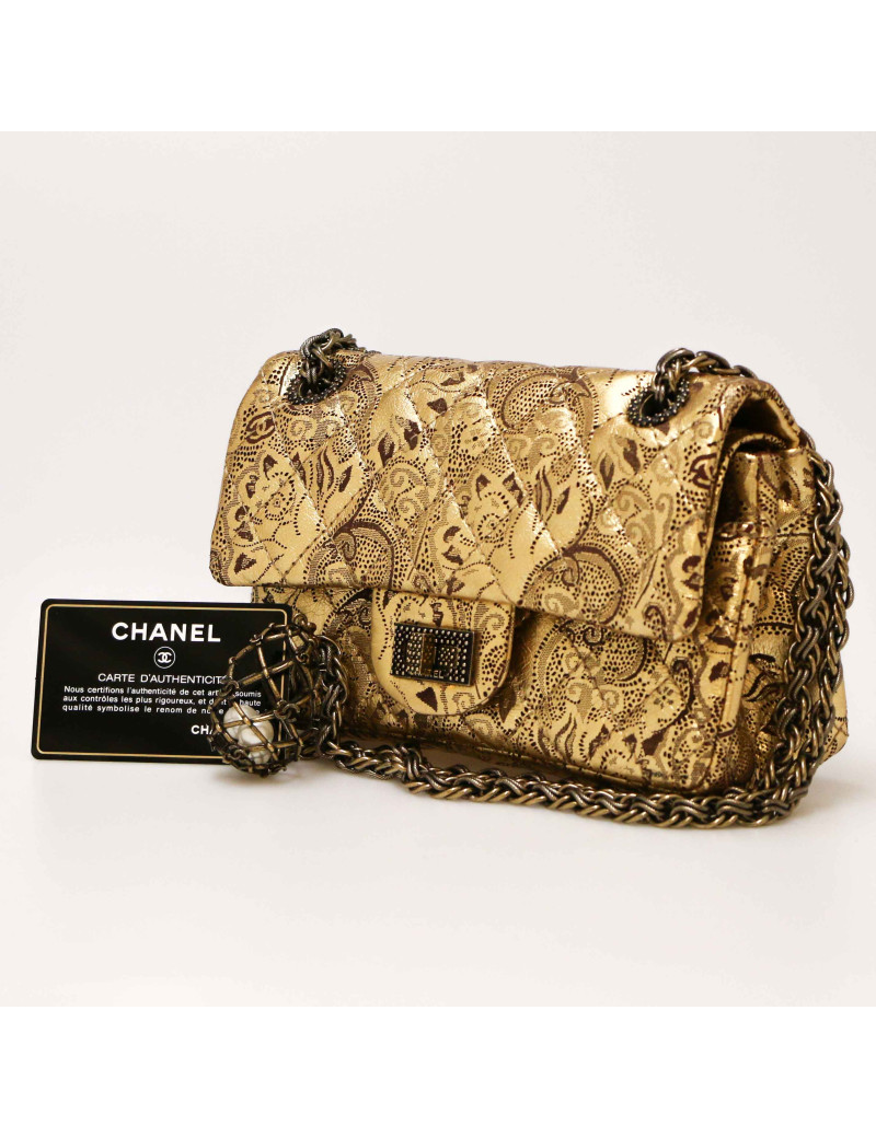 CHANEL Limited edition 2.55 Paris Moscow